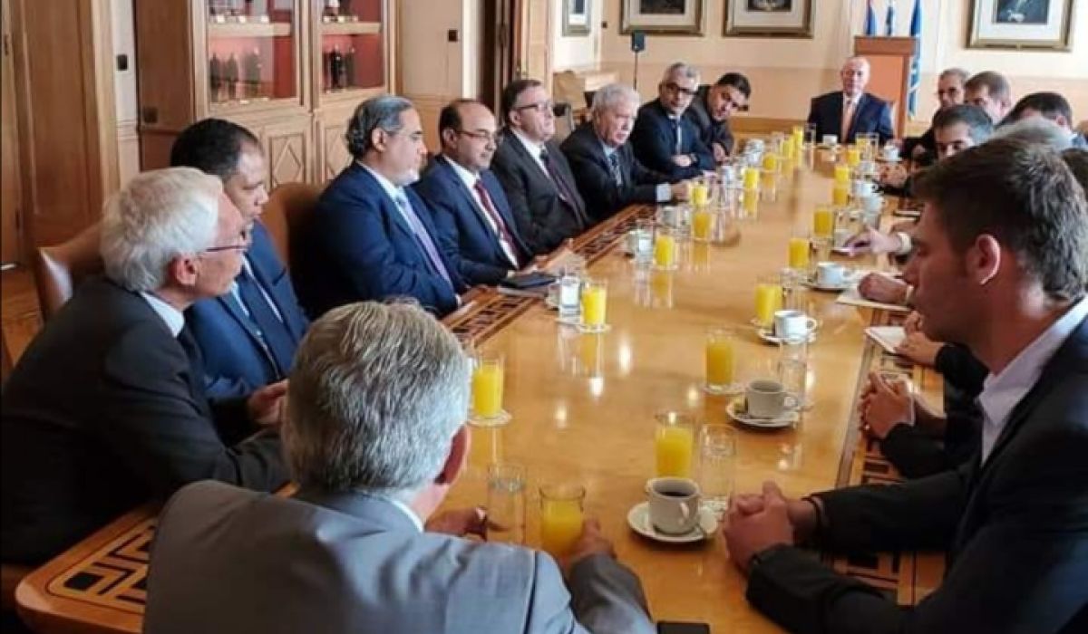 لإعادة الإعمار و حلحلة المعوقات .. "بنغازي" توقع عقد مخطط حضري مع شركة يونانية