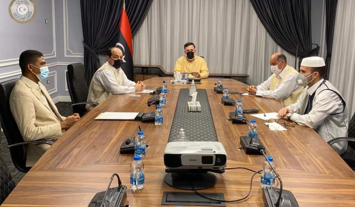 "الرئاسي" يؤكد على متابعته الدقيقة لشركة الكهرباء في إنجاز مشاريعها بصفة عاجلة وعودة عدد من الشركات المنفذة بدءاً من هذا الأسبوع