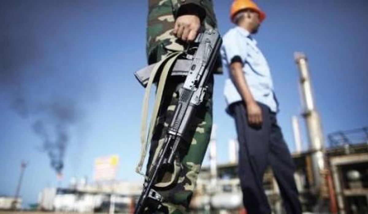الوطنية للنفط تؤكد استمرار منع فرق الصيانة من صيانة صمامات الحمادة