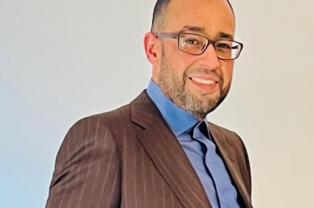 "محامي وخبير قانوني" يوضح لصدى الوضع القانوني لحكم إلغاء قرار فرض ضريبة على النقد الأجنبي