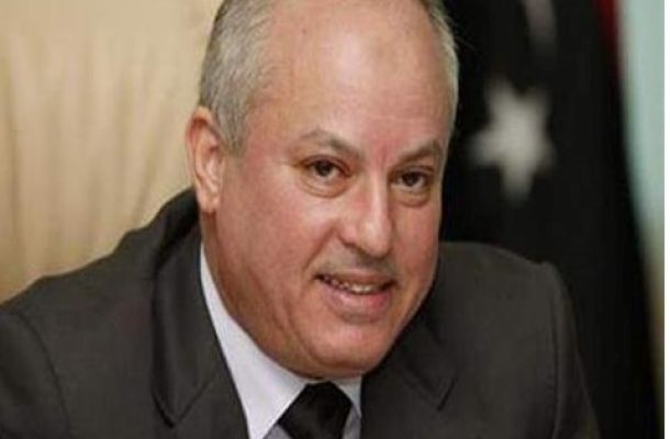 تخصيص وكالات في طرابلس لفروع مصارف بلدية يفرن بعد تعذر إيصال السيولة النقدية للمدينة