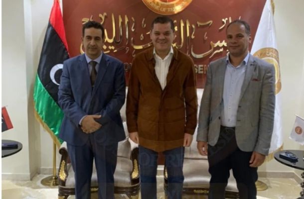 حكماء وأعيان غات يتقدمون بالشكر للمركزي ..ومصادر تكشف نجاح خطته بتوفير السيولة