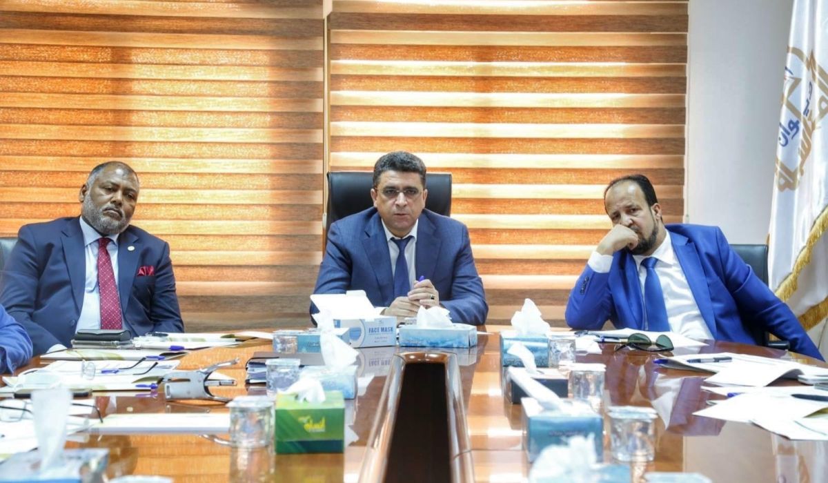 شكشك يناقش مع وزيري الصحة والمالية بنود الإمداد الدوائي لمرضى الأورام ووضع بعض الساحات العلاجية بالخارج