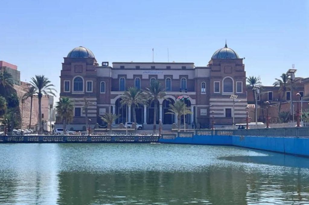 خاص.. المركزي يسير رحلات شحنات سيولة إلى غات بقيمة 17 مليون دينار