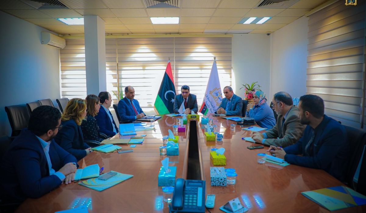 "شكشك" يتابع العوائق والإشكاليات التي تواجه الإمداد الدوائي لمرضى الأورام ومرضى الضمور العضلي