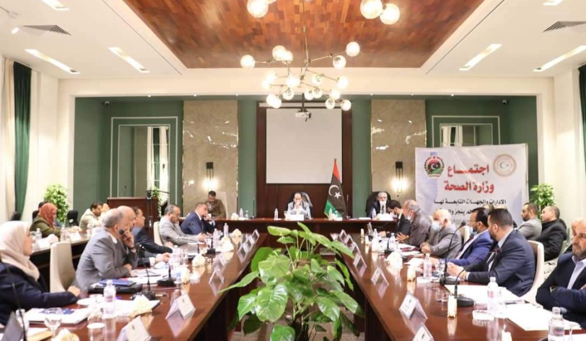 "الزناتي" يجتمع مع إدارات وزارة الصحة والجهات التابعة للقطاع لاستعراض التقارير المنجزة من 22 مارس حتى 22 ديسمبر