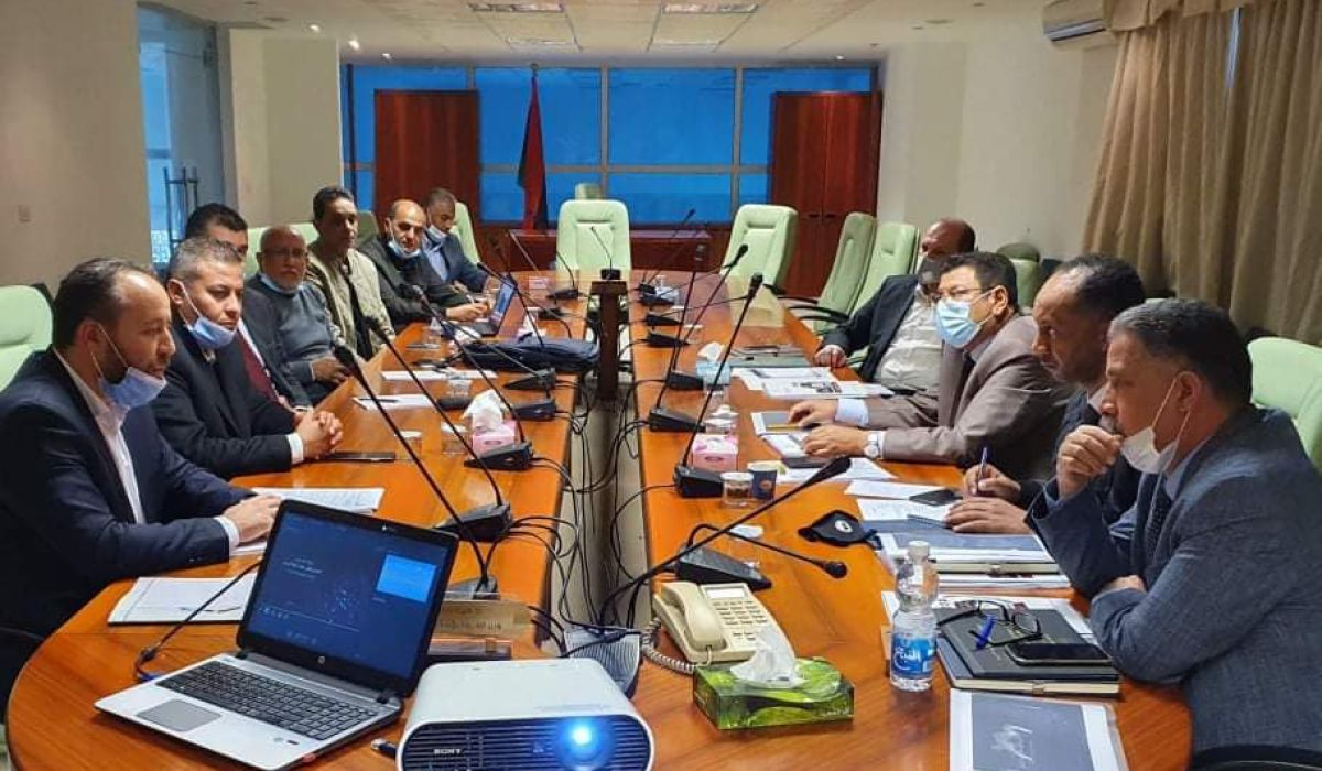 اجتماع برئاسة وزير المواصلات لمناقشة سبل دعم مشروعات شركة هاتف ليبيا