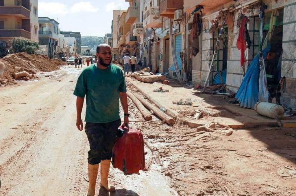 خاص.. تاجر عملة يُعدد لصدى أسباب ارتفاع الدولار في السوق الموازي