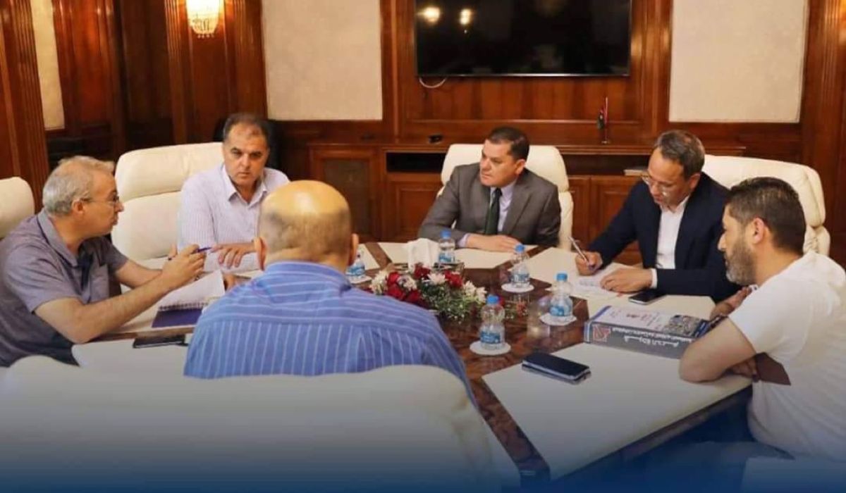 "الدبيبة" يبحث إستئناف العمل بمشروع ملعب طرابلس الدولي