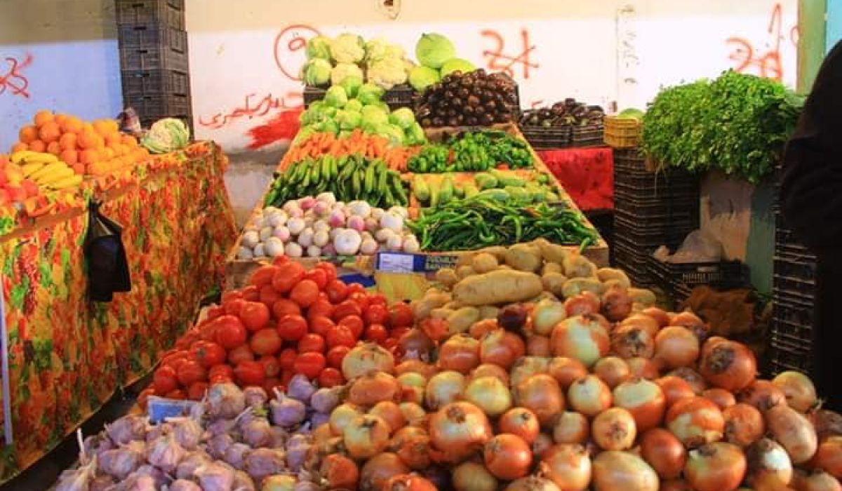 ارتفاع أسعار عدد من أصناف الخضروات والفواكه تزامناً مع أولى أيام الشهر الفضيل