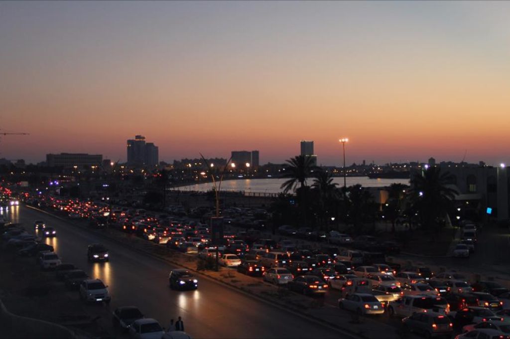 الدولار يواصل ارتفاعه مجددًا بالسوق الموازي