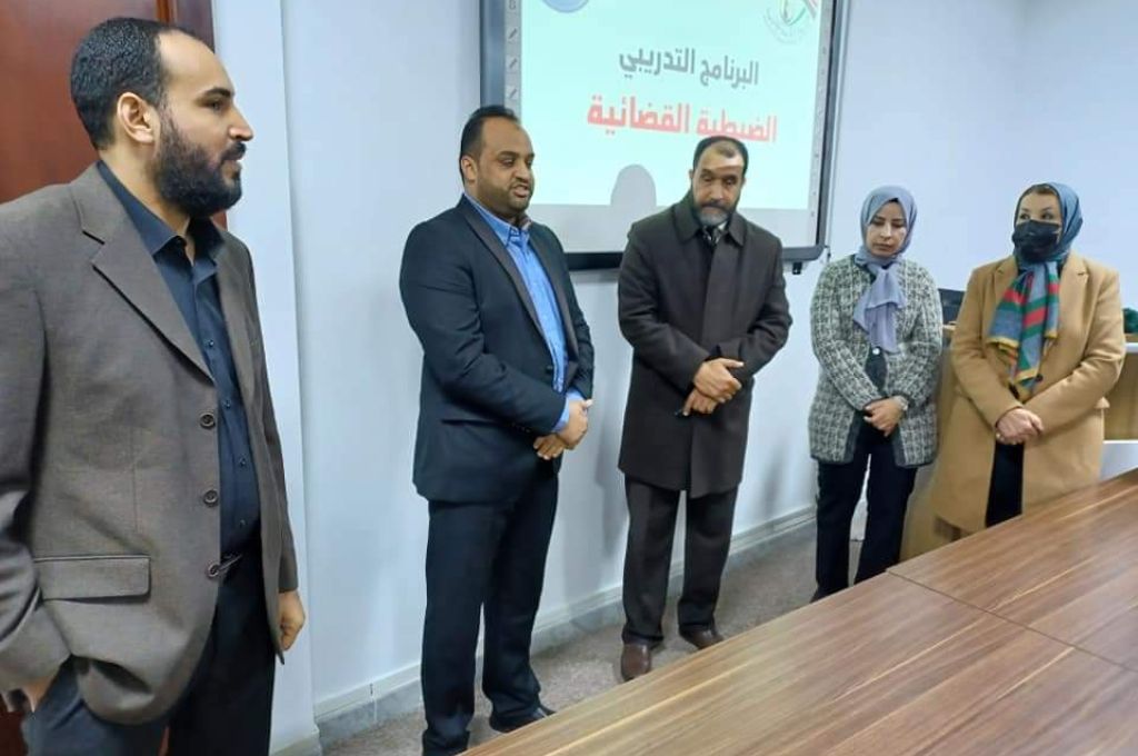 بلومبيرغ: نتيجة الأزمة السياسية المتفاقمة حقل الشرارة يتوقف عن الضخ