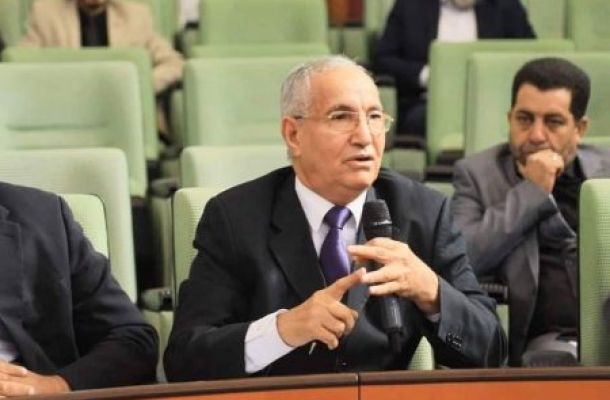 "غيث" يطالب المتسبب في اقفال المقاصة على المنطقة الشرقية بالتوضيح ... ويفسر بيان "مركزي طرابلس" حول النفط