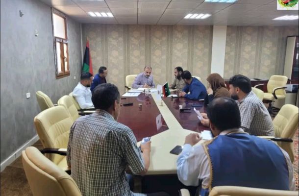 وزير النفط والغاز يبحث توطين صناعات المعدات النفطية داخل ليبيا