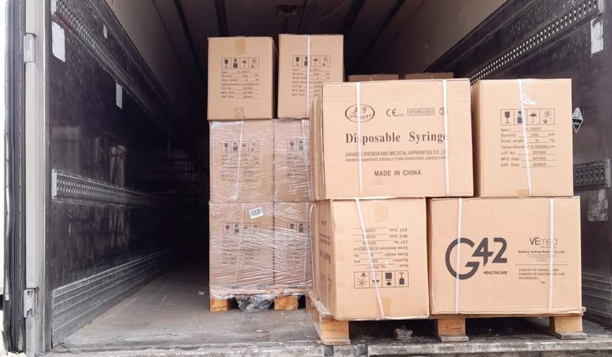 توزيع 605 ألف جرعة من اللقاح المضاد لفيروس كورونا على عدة فروع