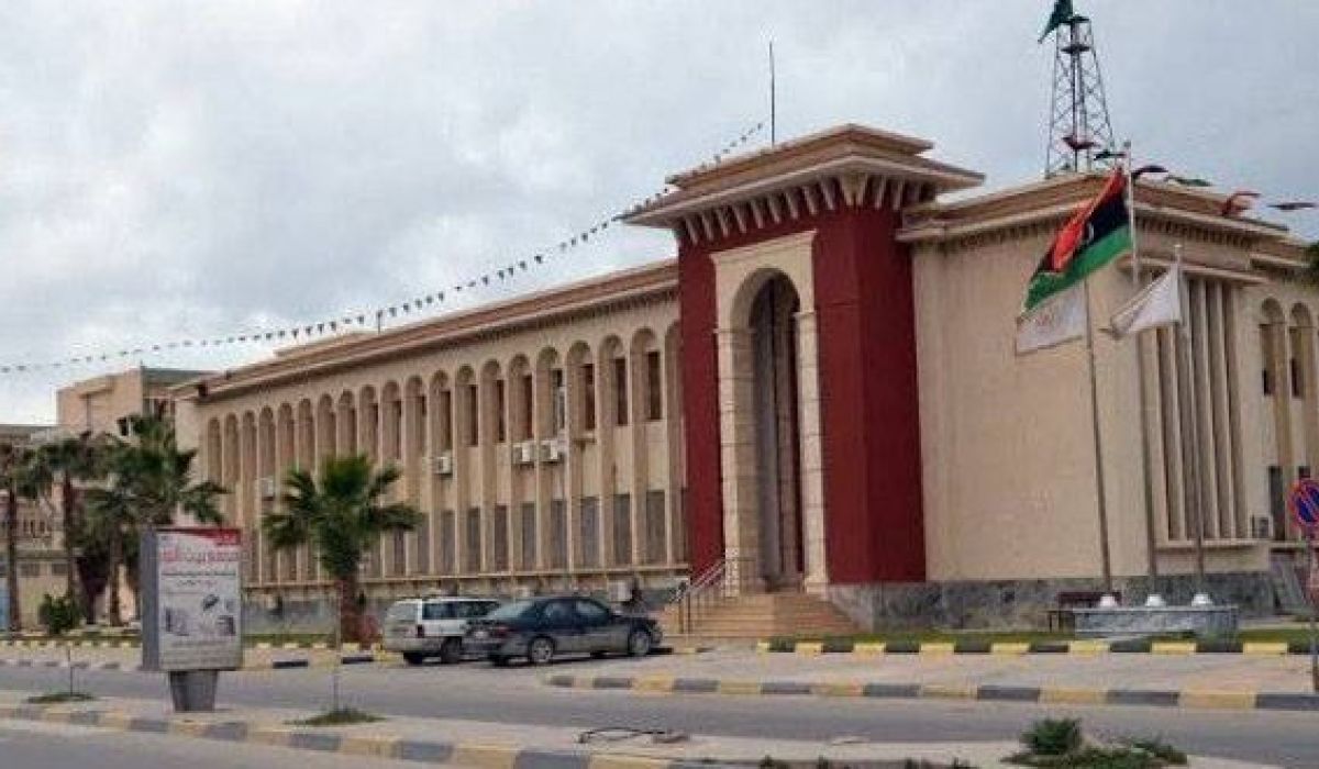 بلدية زليتن تفرض حظر تجول كامل لمدة أسبوع بعد تفشي فيروس كورونا