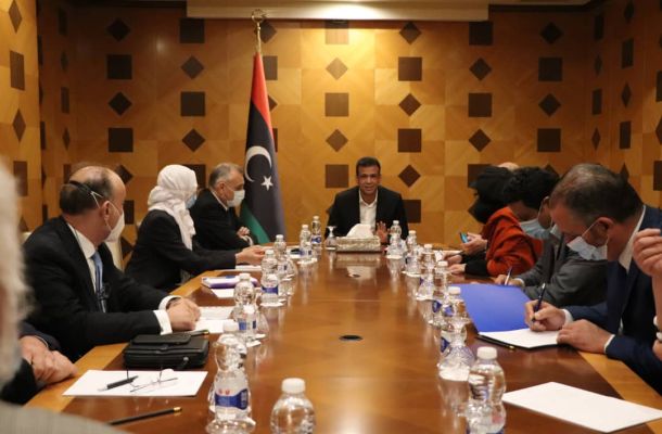 مصلحة المطارات تجتمع مع هيئة السلامة الوطنية