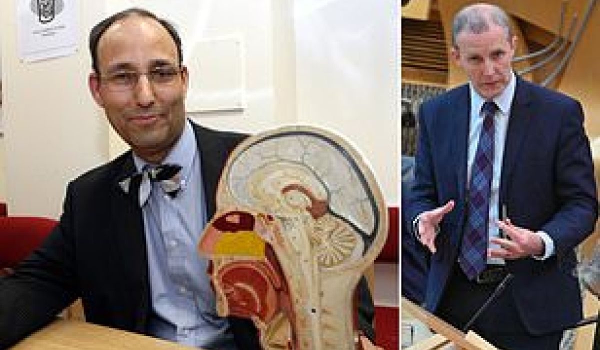 مع مباشرة عمله بليبيا.. "ديلي ميل" تكشف عن بروفيسور ليبي متسبب في 200 خطأ طبي