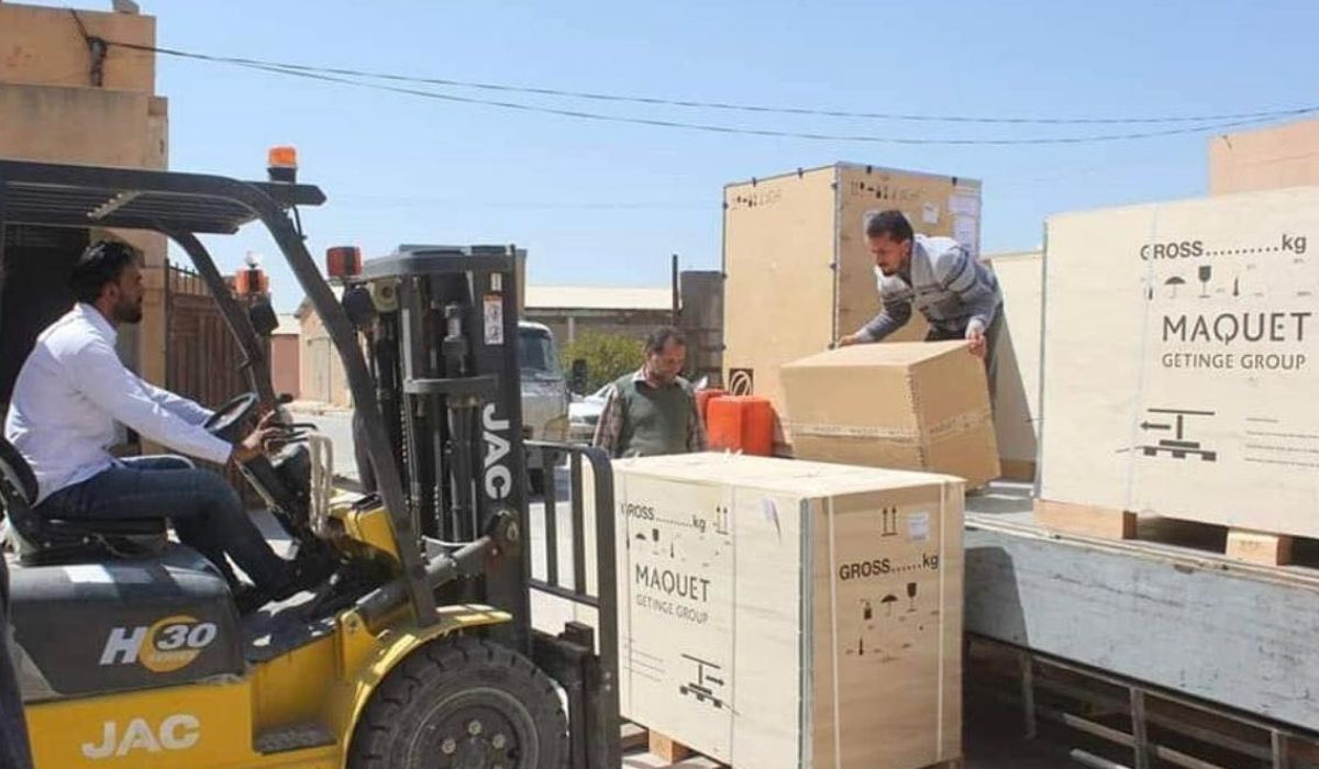 الجمارك تُوضح أسباب احتجازها لشحنة معدات طبية مُرسلة من الصحة العالمية