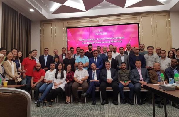 السراج يبحث مع شركة ايني الإيطالية مشاريع التنمية المكانية في مناطق عمل الشركة