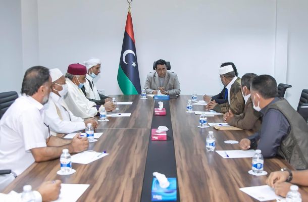 الدبيبة يقوم بتوقيع قرار إنشاء مصفاة تكرير النفط ومصنع غاز الطهي بالجنوب