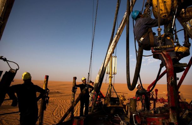 الدولار يسجل إرتفاعاً