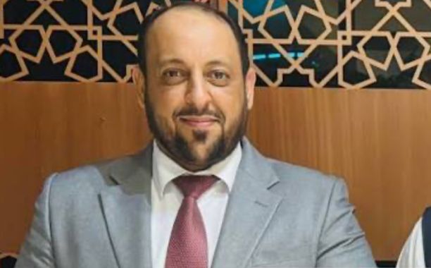 أفريكا إنتلجنيس: شبح العقوبات يخيم على صدام حفتر في لندن