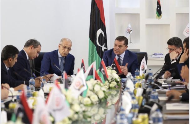 "الكبير" يفصح عن الإنفاق الموازي.. ويرد بخصوص المقاصة