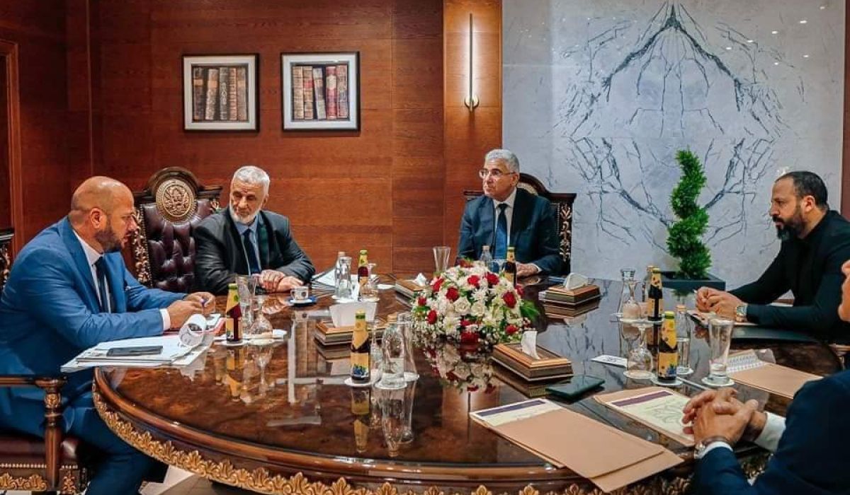 "باشاغا" يطّلع على أداء وزارات الصناعة والزراعة والثروة البحرية والاستثمار