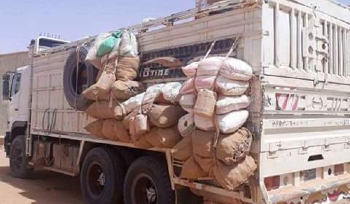 ضبط شاحنه مهربه من ليبيا إلى السودان