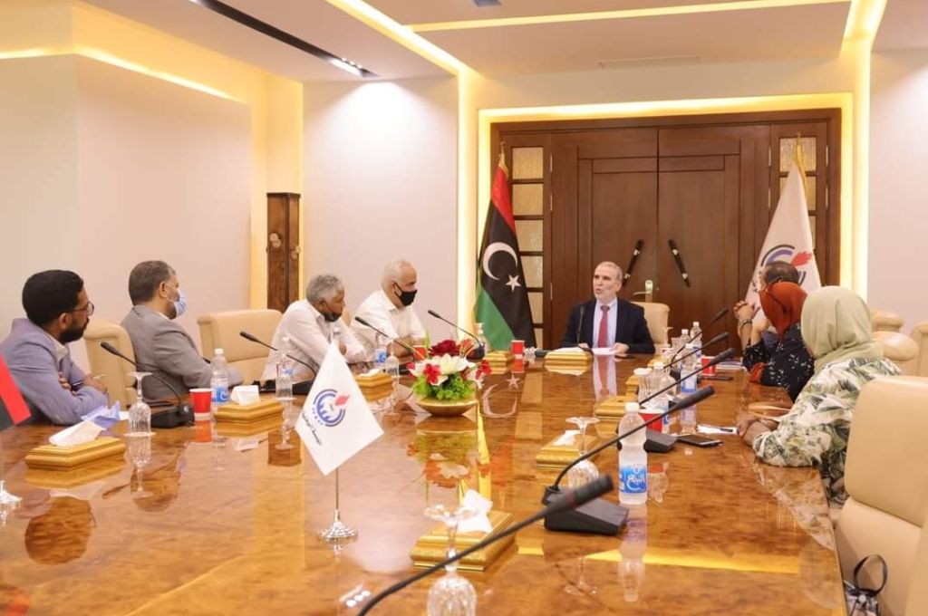 عون يجتمع مع القائم بأعمال سفارة جمهورية إندونيسيا لبحث التعاون بين البلدين