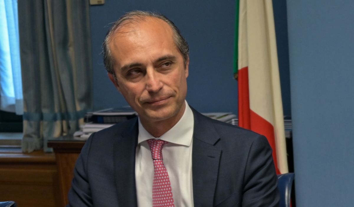 وكالة نوفا: السفير الايطالي لدى ليبيا يكشف عن خطة إيني للاستثمار في مشاريع جارية ليبيا