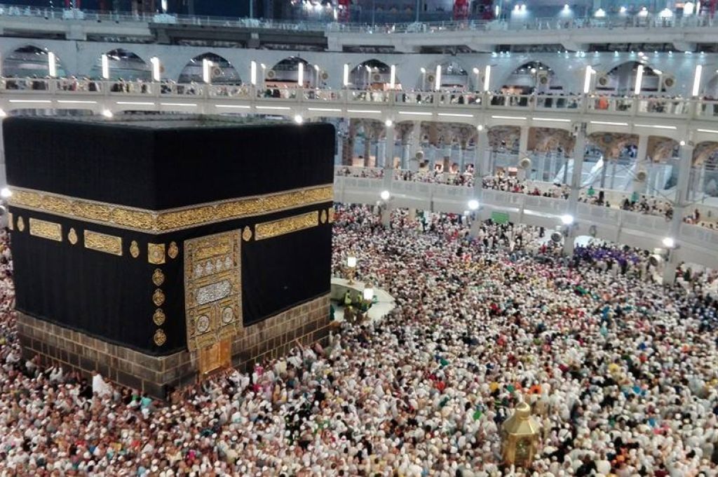 التجهيز لإنشاء محطة لتحلية مياه البحر بمصراته