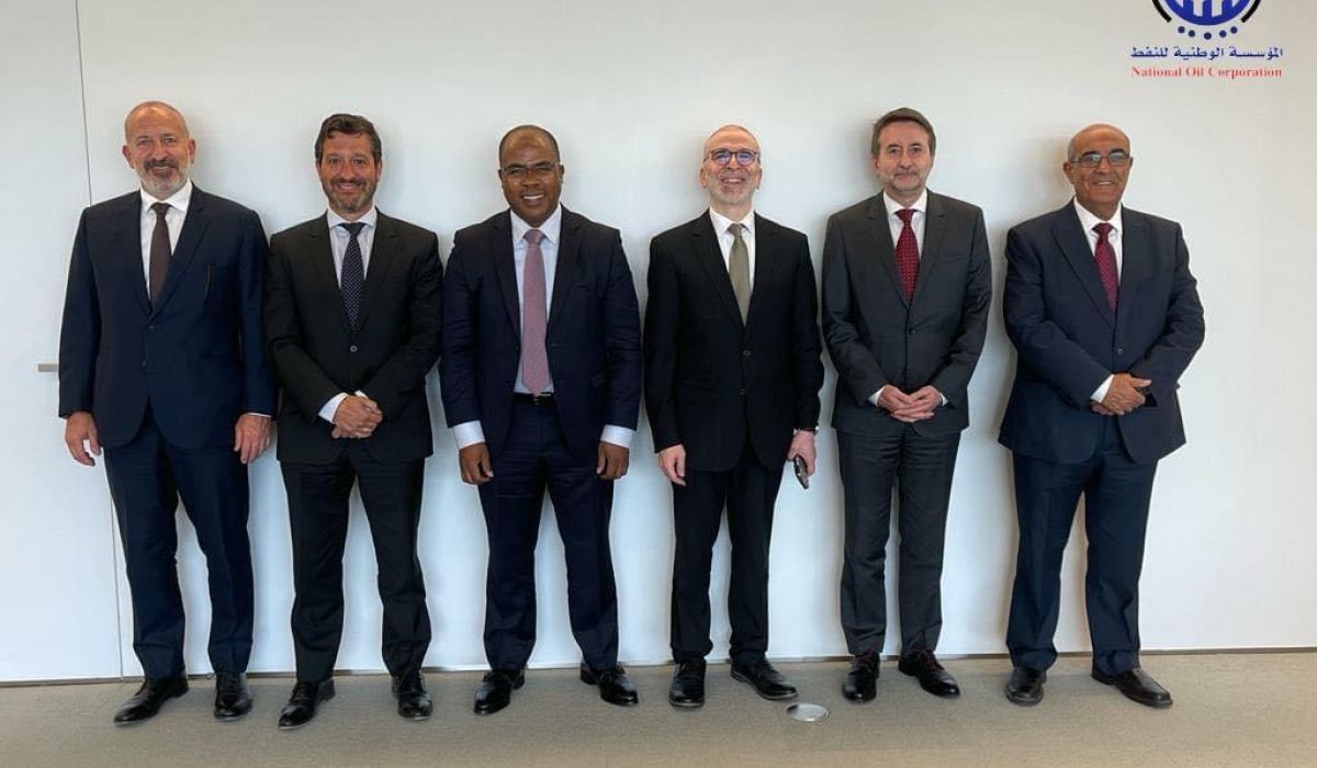 خلال زيارته إلى مدينة مدريد الأسبانية.. "صنع الله" يبحث مع شركة ريبسول أوجه التعاون المشترك بين الطرفين