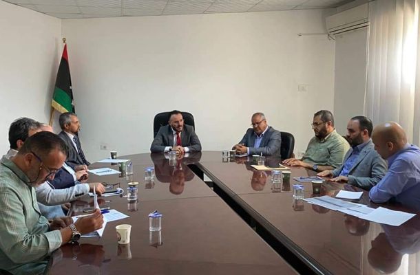 خاص.. الكبير يشكل لجنة للتحقيق مع إدارة مصرف الواحة.. وهذه التفاصيل