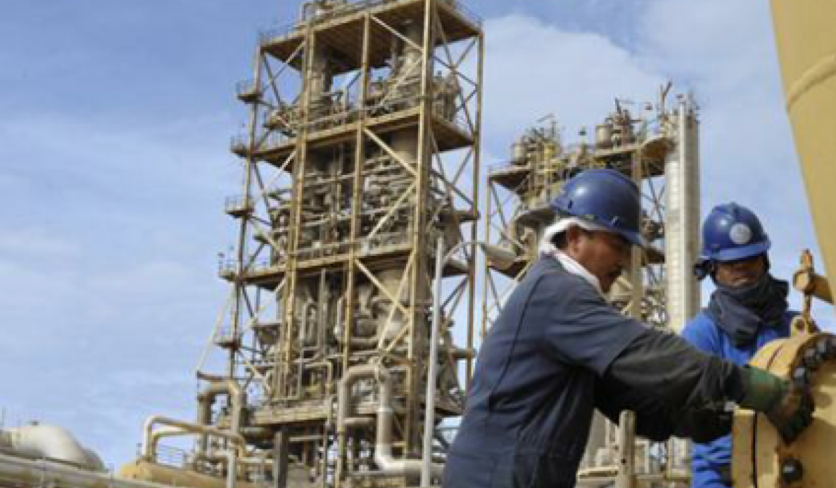 محللون اقتصاديون: "الناس في طرابلس يحتجون .. ومن الصعب عودة النفط الليبي للتصدير في وقت قريب"