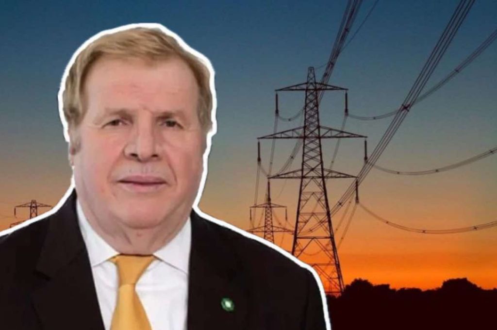 "أبوسنينة": تداعيات تدني أسعار النفط الخام لتلامس هامش 70 دولار للبرميل لأول مرة منذ عام 2021