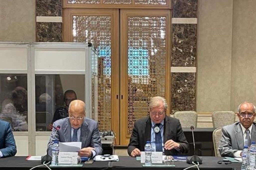 رئيس مصلحة التسجيل العقاري يعاين الأضرار التي حصلت بمبنى فرع طرابلس