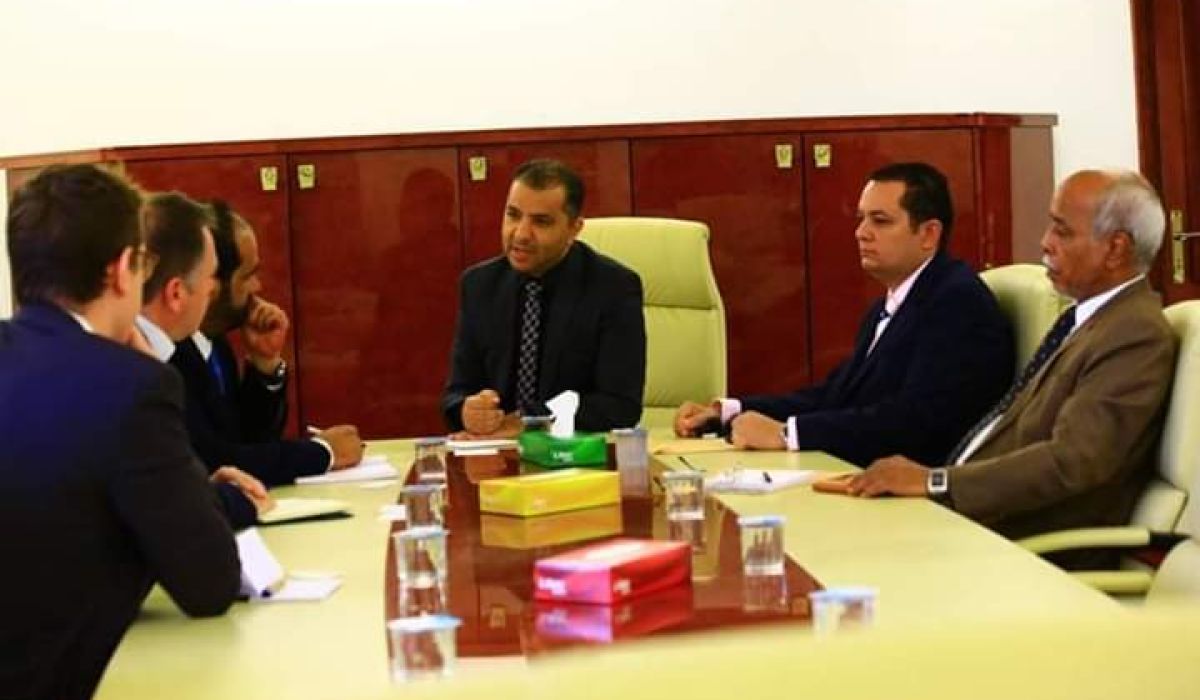 وزارة المواصلات بحكومة الوفاق تستقبل المستشار السياسي للسفارة البريطانية