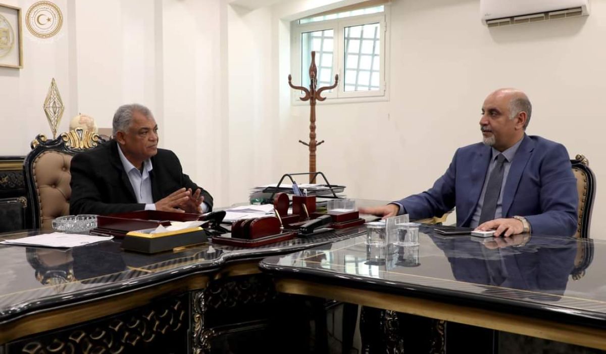 "القطراني" يبحث مع وزير التخطيط مستخلصات المشاريع المتعاقد عليها من قبل الحكومة الليبية المؤقتة السابقة
