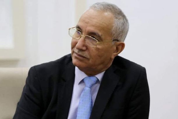 "الدبيبة" يُطالب من الوزارات والهيئات والمؤسسات والأجهزة العامة وما في حكمها الالتزام بإيقاف عدد من الخدمات