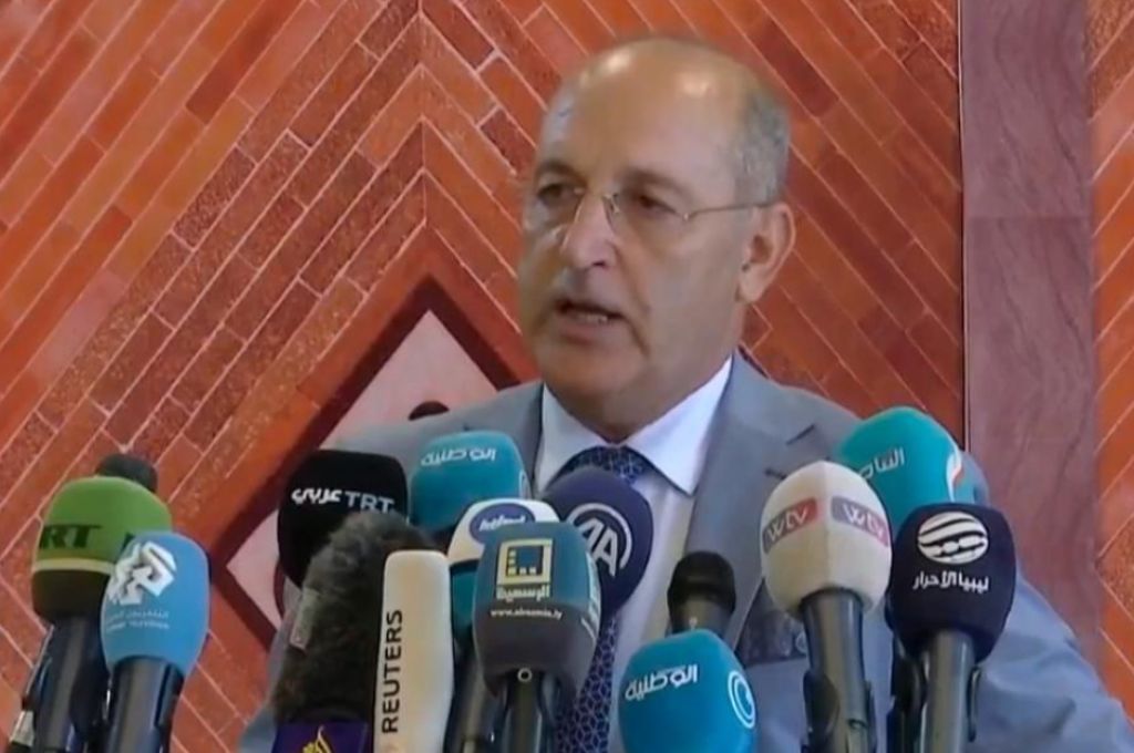 "المسلاتي" يؤكد على ضرورة المتابعة والرقابة من قبل لجنة أزمة الوقود والغاز للمحطات التابعة لشركات التوزيع