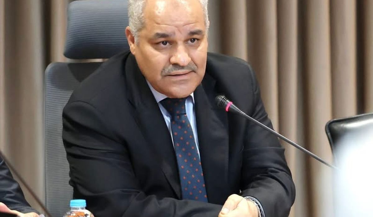 خاص.. لجنة التخطيط والمالية بالبرلمان ونائب رئيس المجلس الرئاسي يُطالبون بعدم قبول استقالة محافظ المركزي