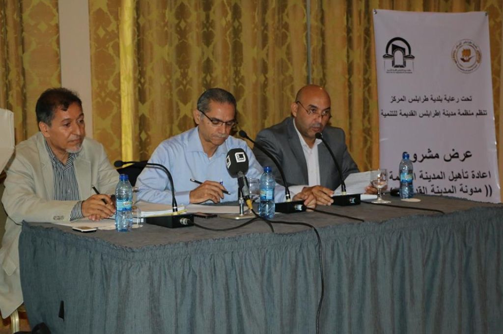 " بحضور البلدي افتتاح سوق تجاري بصبراته "