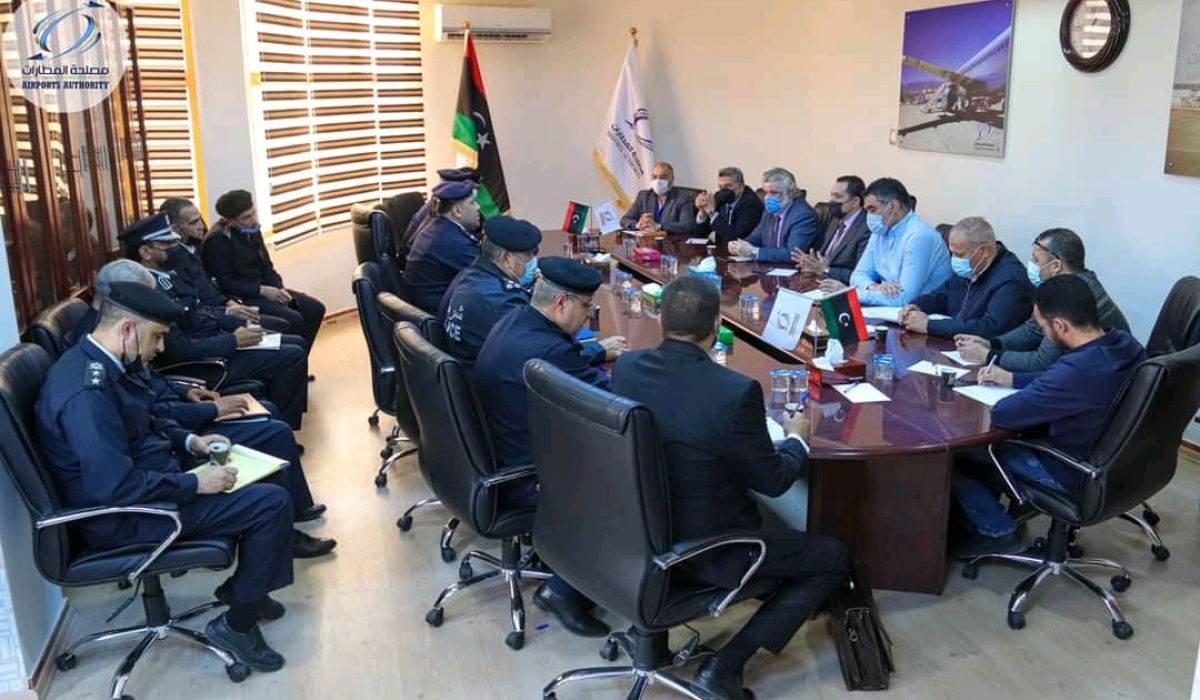 مصلحة المطارات تجتمع مع هيئة السلامة الوطنية
