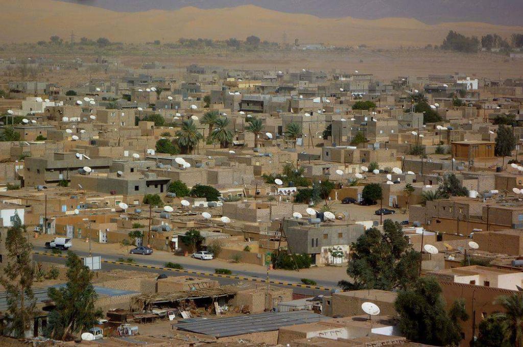 ألية توزيع المساعدات الانسانية محور لقاء جلالة بالمرغني