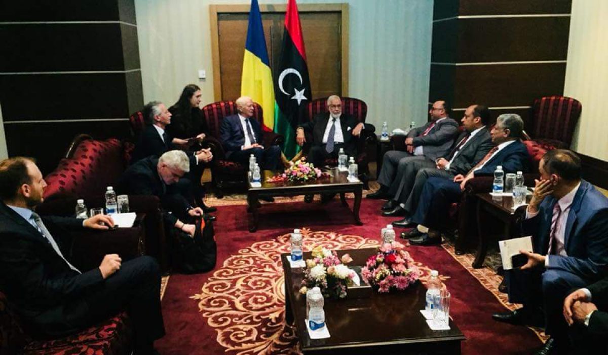 وزيرا الاقتصاد والخارجية يناقشان مع وزير خارجية رومانيا التعاون الاقتصادي بين البلدين