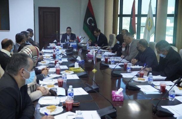 مجلس إدارة مؤسسة النفط يؤكد أنه ليس طرفاً في قرارات "صنع الله" بتغيير إدارات الشركات ويخلي مسؤوليته من تبعاتها