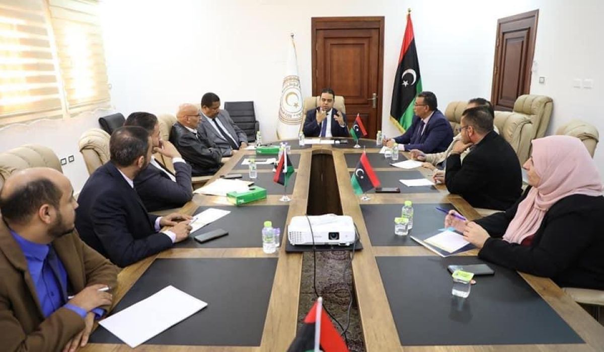 "العابد" يؤكد على أهمية جهود إعادة الهيكلة واعتماد الملاك الوظيفي الموحد بالجهاز الإداري