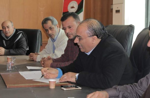 شوارع لا يمر منها مسئولينا !